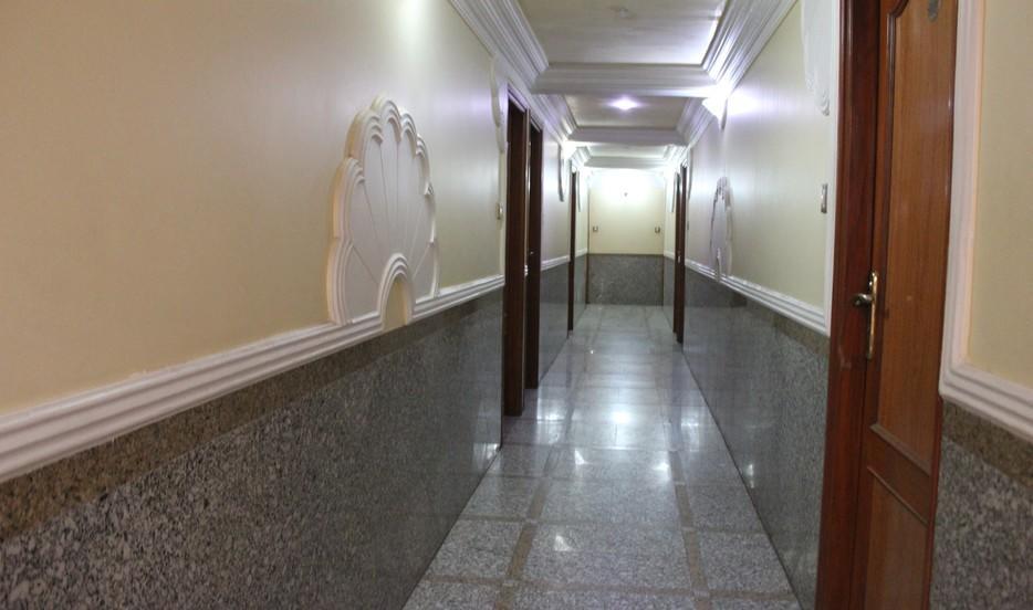 Hotel Unnati Ahmedabad Extérieur photo